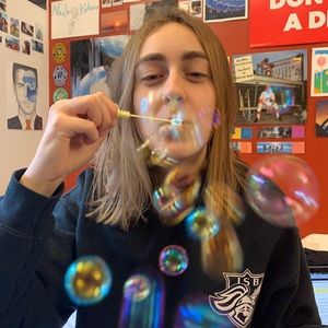 Meet your Posher, Victoria